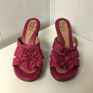 B.O.C. NWT born concept rosette slide heels